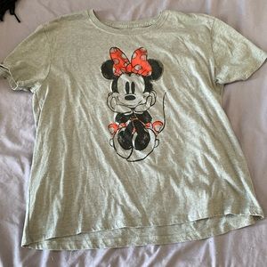 Minnie Mouse t shirt